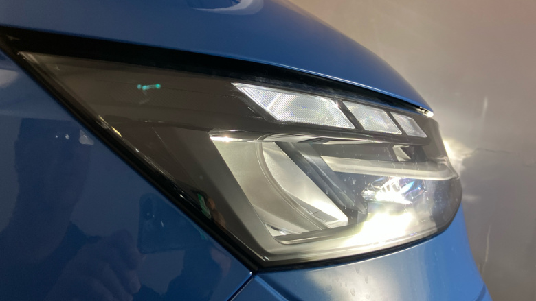 Volkswagen Multivan 2.0 TDI Life 5dr DSG Diesel Estate